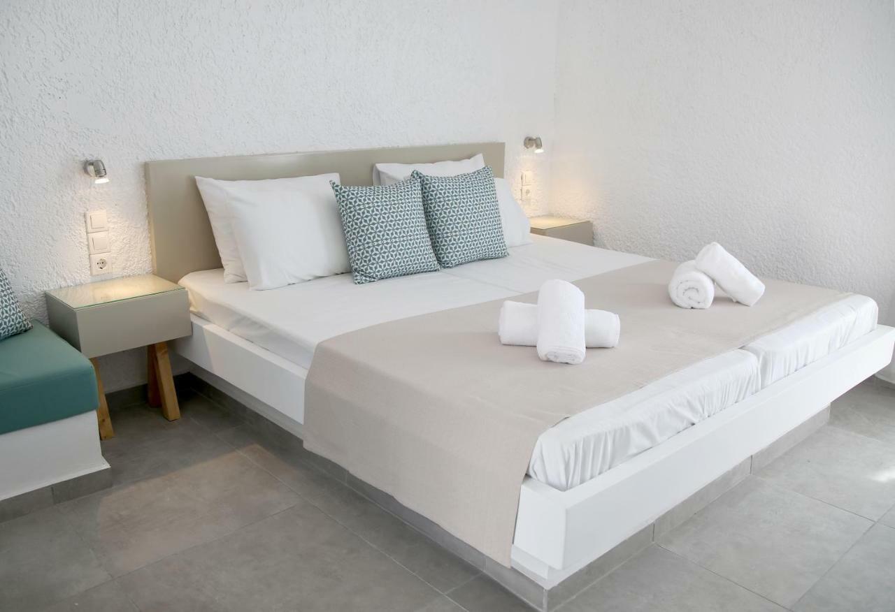 Blue Ocean Apartments Makrýgialos Eksteriør billede
